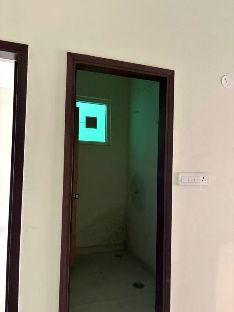 Room, sector 23a 3 Bedroom 1630 Sq.Ft. Builder Floor In Sector 23a Gurgaon 10232299