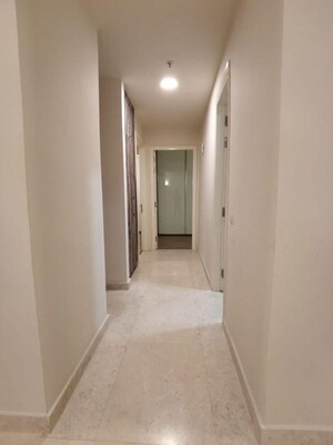 Building Lobby in 3.5 BHK Apartment at Ireo Victory Valley, Sector 67 – for Rent