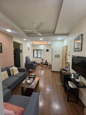 2 BHK Apartment For Rent in Santacruz West