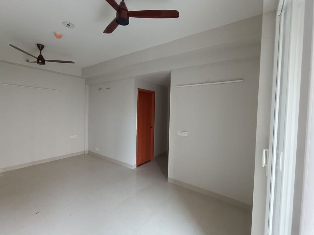 2 BHK Apartment For Rent in Tata Eureka Park