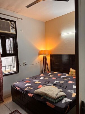 Bedroom in 2 BHK Builder Floor at Auram Floor, South City 2 – for Rent