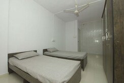 Pg For Rent in Malad West