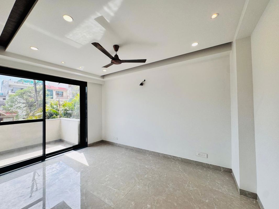 3 BHK + Extra Room Builder Floor For Sale in Sector 4