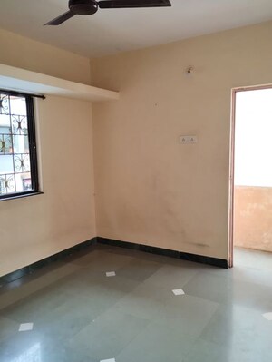 Room in 2 BHK Apartment at Wadgaon Sheri – for Rent