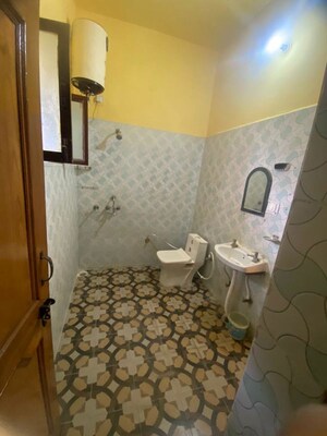 Bathroom in 2 BHK Independent House at Banjarawala – for Rent