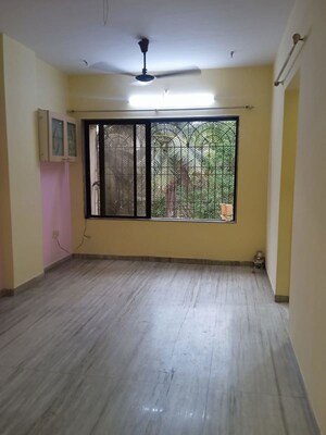 Room in 1 BHK Apartment at Aakar Apartment, Malad East – for Rent