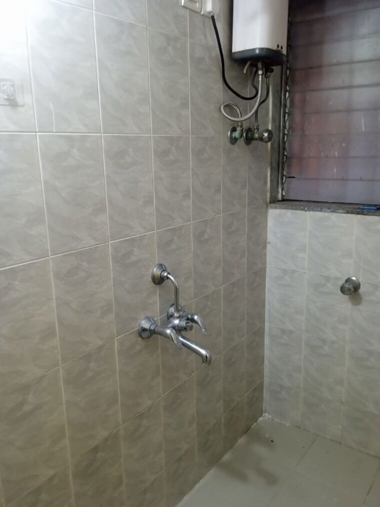 Bathroom, aakar-apartment 1 Bedroom 410 Sq.Ft. Apartment In Malad East Mumbai 10232522