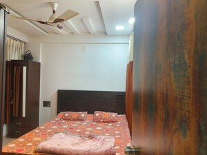 1 BHK Apartment For Rent in Tragad
