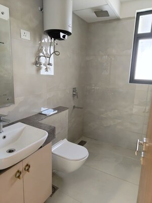 Bathroom in 3 BHK Apartment at M3M Heights, Sector 65 – for Rent