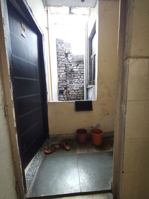 Bathroom in 1 RK Apartment at Katwaria Sarai – for Rent