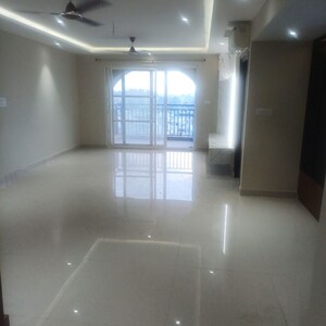 Room in 3 BHK Apartment at Aditya Capitol Heights, Hi Tech City – for Rent