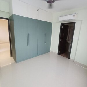 Room in 3 BHK Apartment at Aditya Capitol Heights, Hi Tech City – for Rent