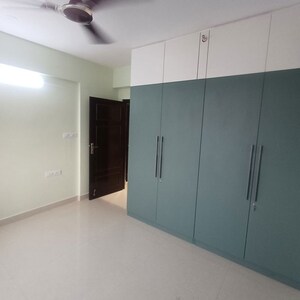 Room in 3 BHK Apartment at Aditya Capitol Heights, Hi Tech City – for Rent