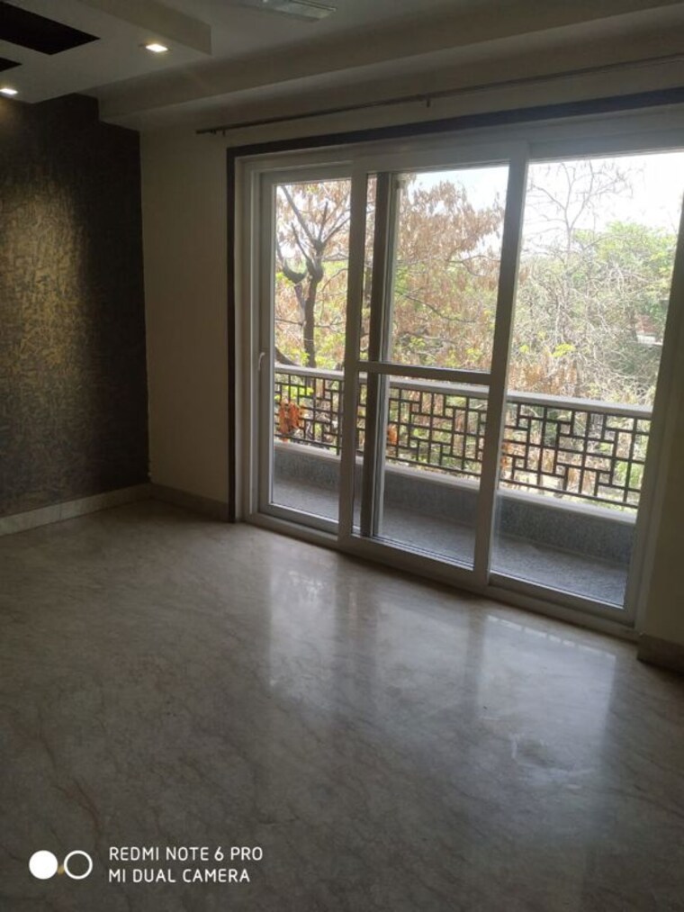 Room, saket 4 Bedroom 300 Sq.Yd. Builder Floor In Saket Delhi 10232557