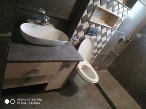 Team Area in 4 BHK Builder Floor at Saket – for Rent