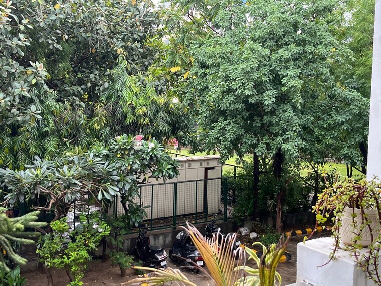 Exterior View, vipul-world-floors 3 Bedroom 1750 Sq.Ft. Builder Floor In Sector 48 Gurgaon 10201386