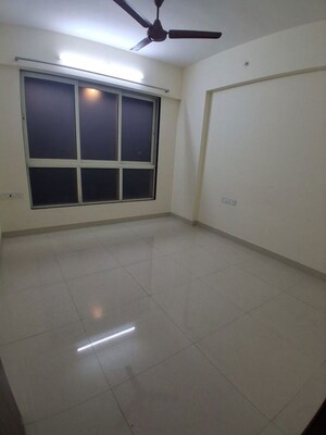 Room in 2 BHK Apartment at Pestom Sagar Colony, Chembur – for Rent
