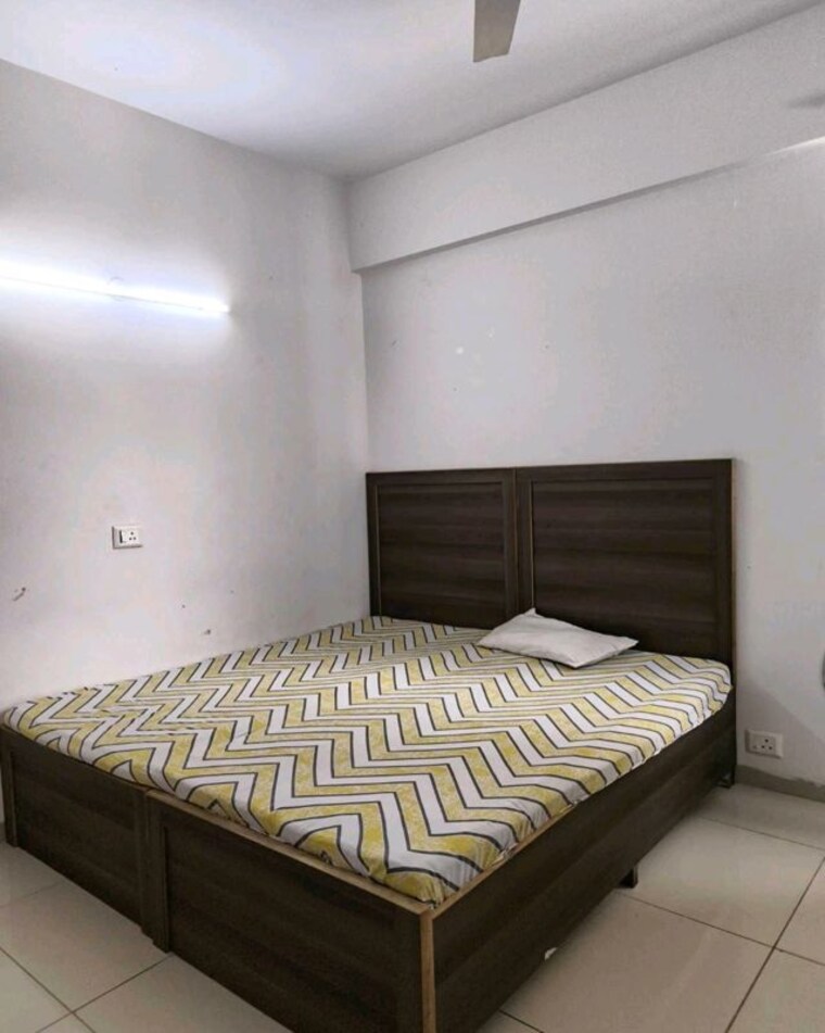 Bedroom, wave-dream-homes 2 Bedroom 808 Sq.Ft. Apartment In Wave City Ghaziabad 10232605