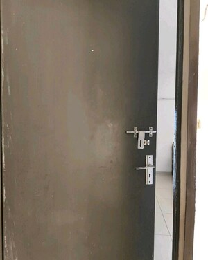 2 BHK Apartment – Entrance View at Wave Dream Homes, Wave City - for Rent