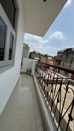 Balcony in 1 BHK Builder Floor at Chattarpur – for Rent