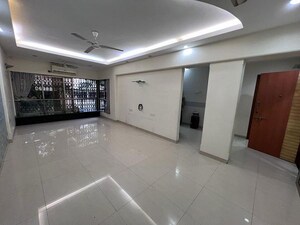 2 BHK Apartment For Rent in Santacruz West