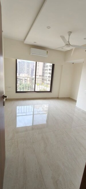 3 BHK Apartment For Rent in DLH Imur, Andheri West