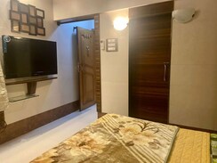 3 BHK + Servant Room Apartment For Rent in Sneh CHS Santacruz