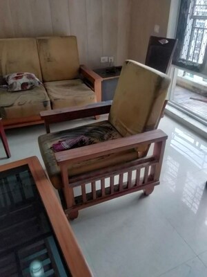 Living Room in 3 BHK Apartment at Omaxe R2, Gomti Nagar – for Sale
