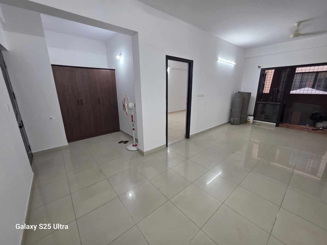 2.5 BHK + Pooja Room,Servant Room Apartment For Rent in Renaissance Prospero