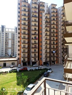 2 BHK Apartment For Sale in ROF Aalayas
