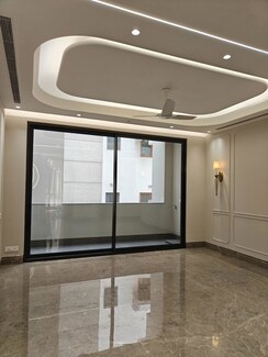 3.5 BHK + Pooja Room,Servant Room Builder Floor For Rent in Green Park