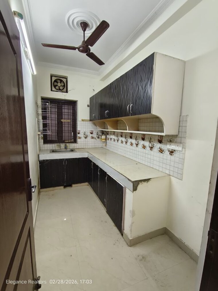 Kitchen, vasant kunj 2 Bedroom 1500 Sq.Ft. Builder Floor In Vasant Kunj Delhi 10232648