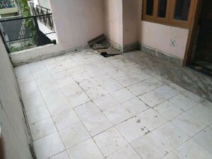 Balcony in 1 BHK Independent House at Sector 40 – for Rent