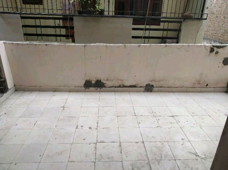 Balcony, sector 40 1 Bedroom 550 Sq.Ft. Independent House In Sector 40 Gurgaon 10232654