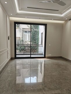 3.5 BHK + Pooja Room,Store Room Builder Floor For Rent in Green Park