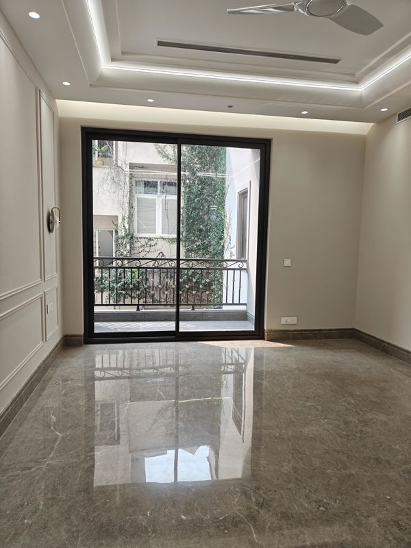 3.5 BHK + Pooja Room,Store Room Builder Floor For Rent in Green Park