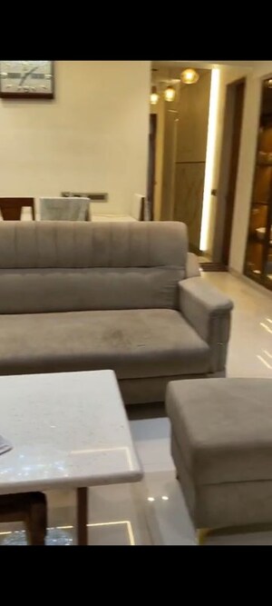 Bedroom in 3 BHK Apartment at Manpada – for Rent