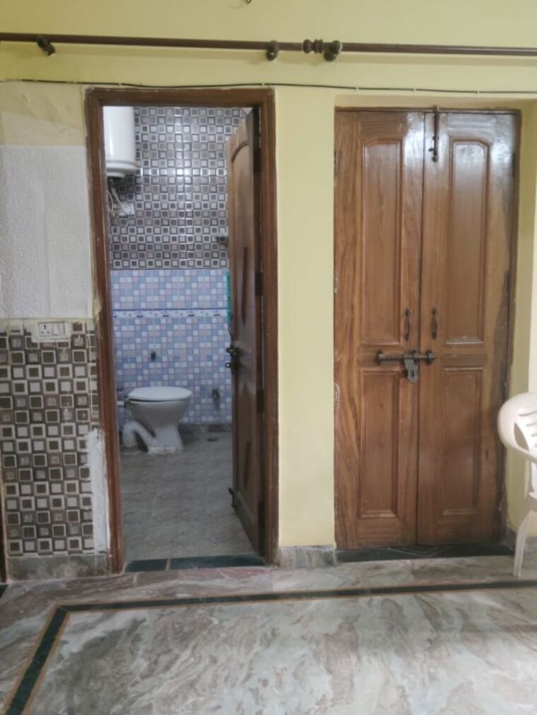Bathroom, sector 40 2 Bedroom 650 Sq.Ft. Independent House In Sector 40 Gurgaon 10232660