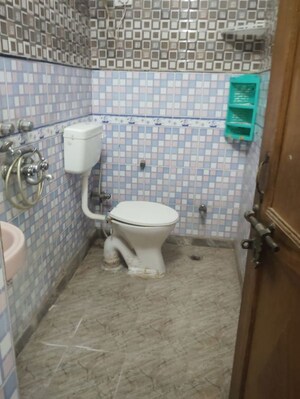 Bathroom in 2 BHK Independent House at Sector 40 – for Rent