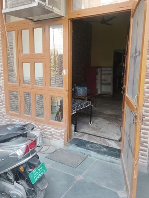 2 BHK Independent House – Exterior View View at Sector 40 - for Rent