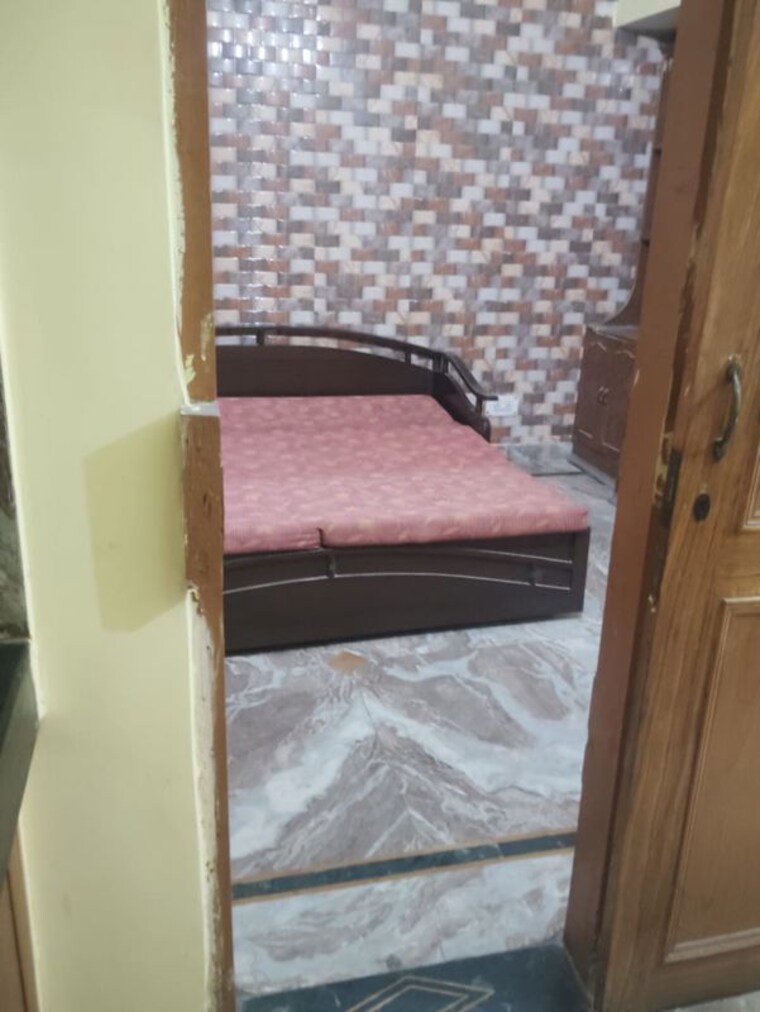 Room, sector 40 2 Bedroom 650 Sq.Ft. Independent House In Sector 40 Gurgaon 10232660