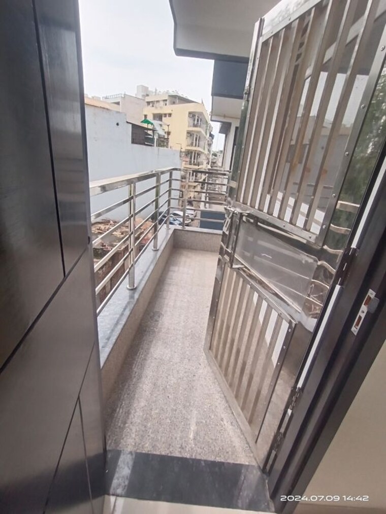 Balcony, vasant kunj 3 Bedroom 13000 Sq.Ft. Builder Floor In Vasant Kunj Delhi 10232658