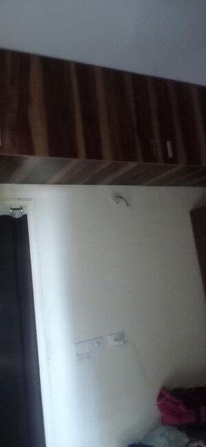 Room in 2 BHK Apartment at Conscient Habitat 78, Sector 78 – for Rent