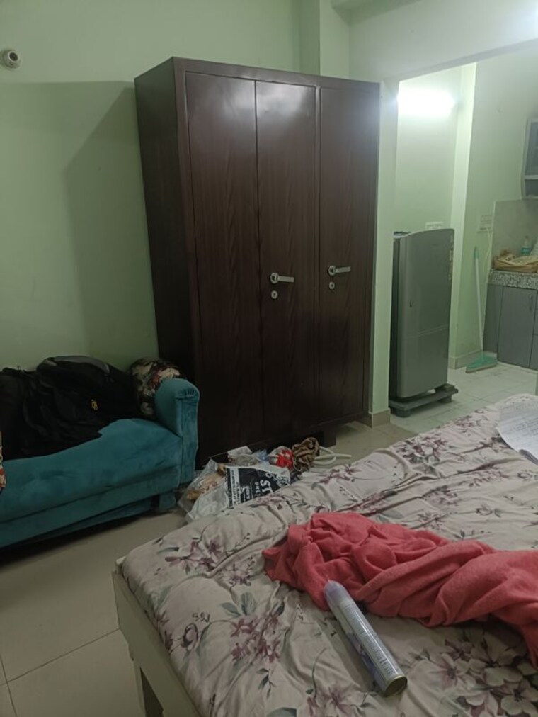 Bedroom, rwa-apartments 1 RK 450 Sq.Ft. Independent House In Sector 31 Noida 10232686