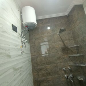 Bathroom in 3 BHK Builder Floor at Unitech South City II, Sector 50 – for Rent