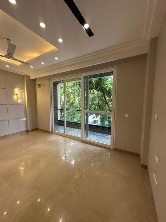 4 BHK + Servant Room Builder Floor For Rent in DLF Atria