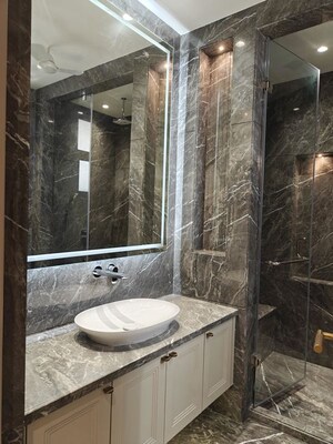 Bathroom in 3 BHK Builder Floor at Safdarjung Enclave – for Rent