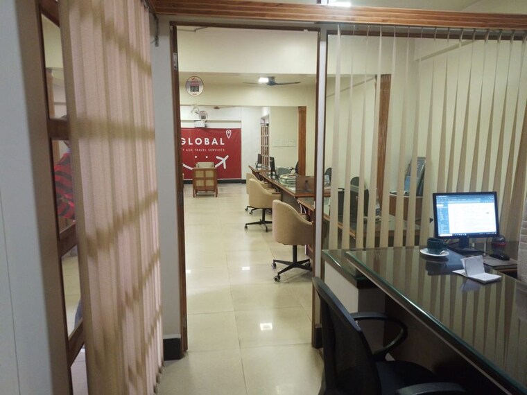 Team Area, exhibition road Commercial Office Space 1100 Sq.Ft. In Exhibition Road Patna 10232721
