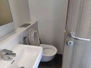 Bathroom in 3 BHK Apartment at Lodha Trump Tower, Worli – for Rent