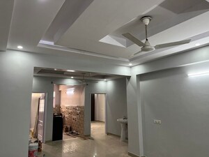 Building Lobby in 3.5 BHK Apartment at Hazratganj – for Rent
